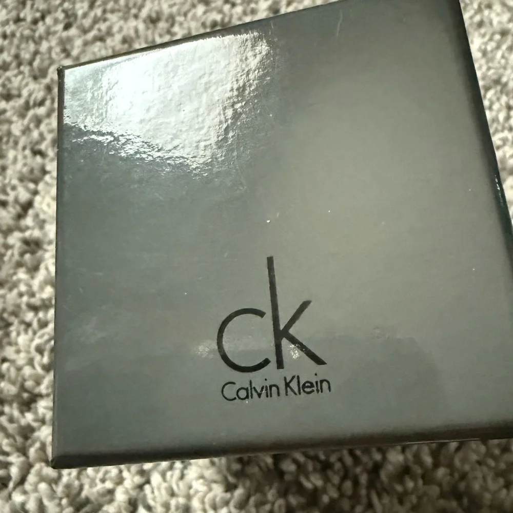 NWT Calvin Klein Silver Fidget Spinner Ring with dust bag and box - Picture 6 of 8